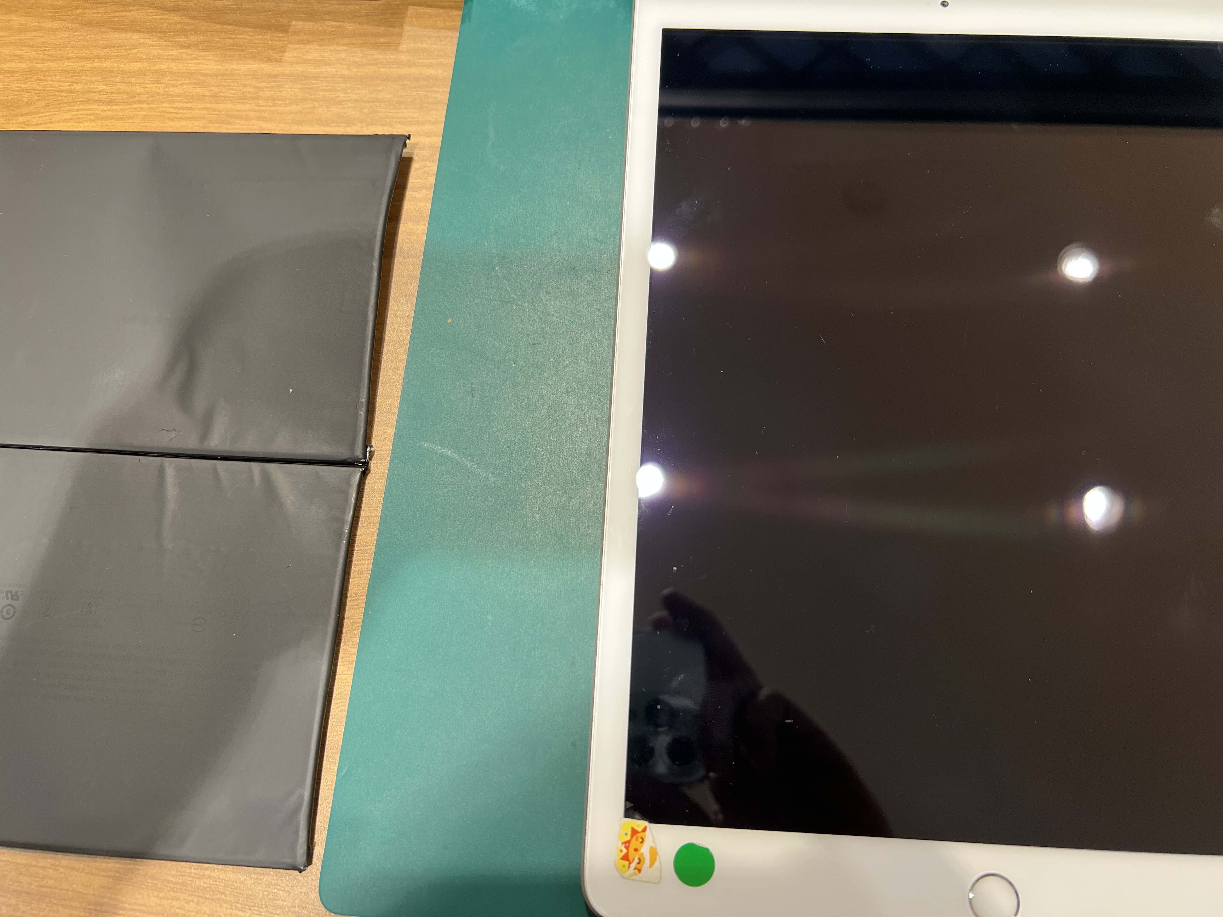 【港区よりご来店】iPad第7世代のバッテリー交換修理をご依頼いただきました！